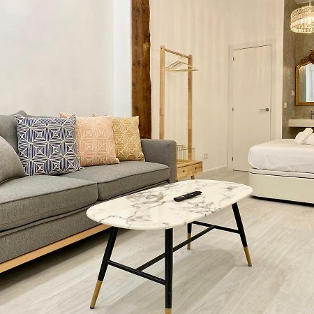 Charming Chueca Town Apartment มาดริด ภายนอก รูปภาพ